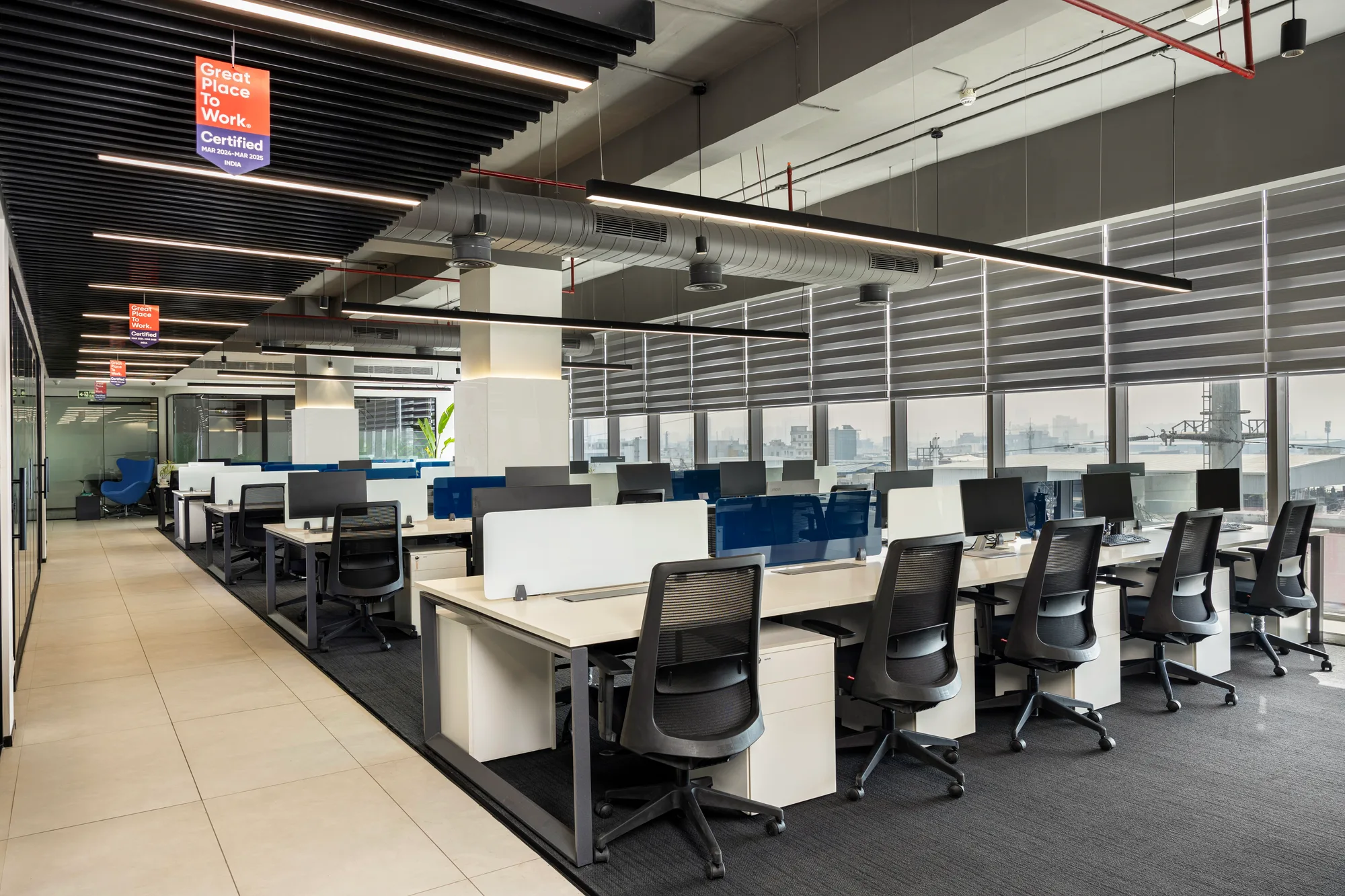 INVIA interior