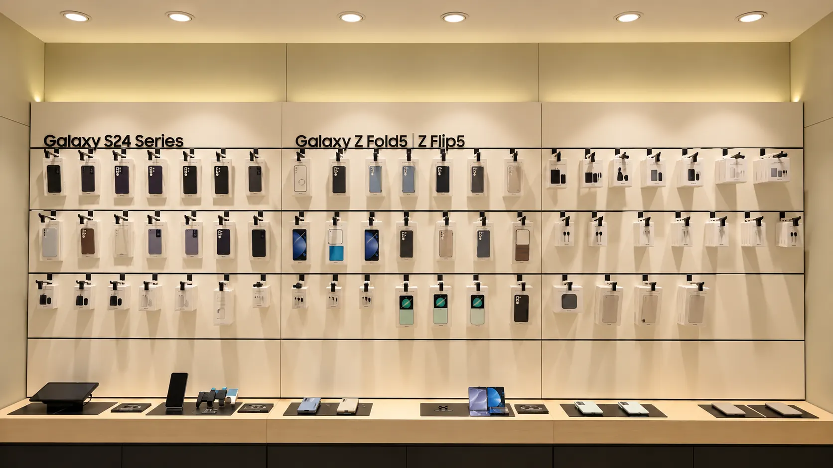 SAMSUNG interior